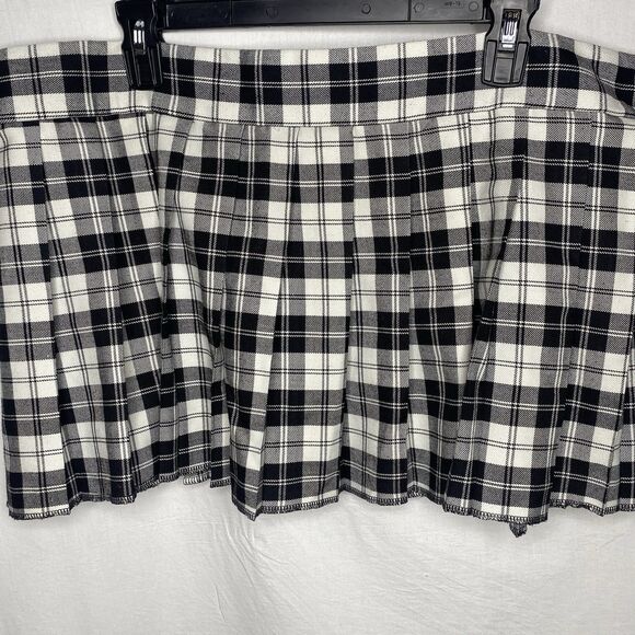 Plaid Wrap Mini Skirt Pleated Open Back Costume Layering Womens XL Black White - Picture 1 of 11
